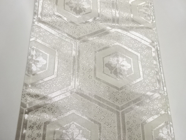  菱に花唐草模様織出しリバーシブル全通袋帯